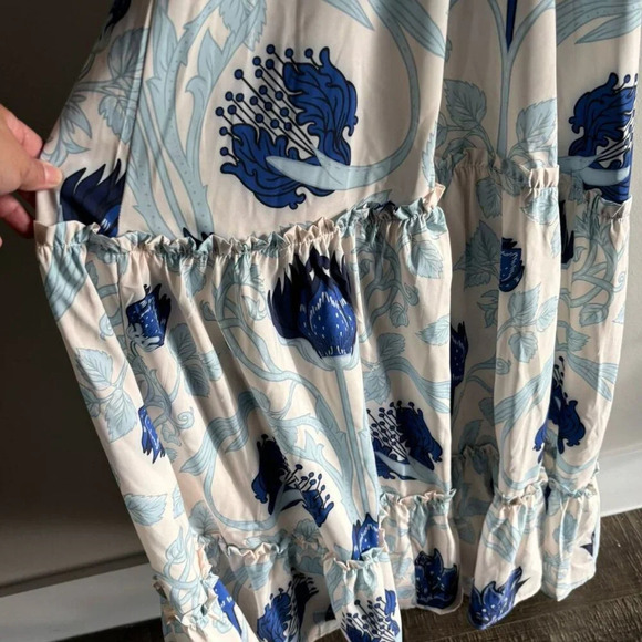 Almada Womens Puff Sleeve Side Cutouts Floral Maxi Dress Blue White Sz Small - Picture 11 of 13